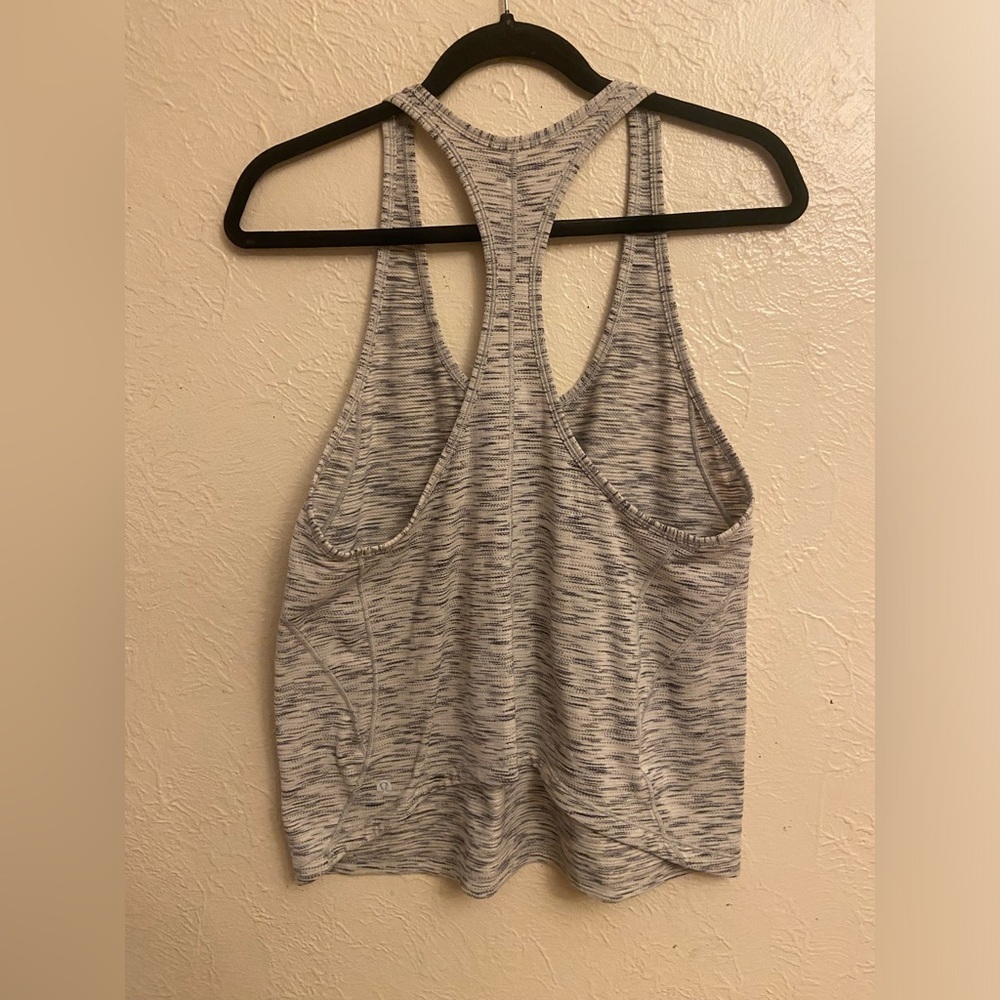 Lululemon top - Picture 2 of 4